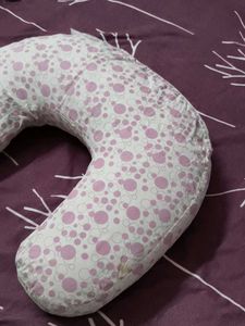 Lulamom Nursing Pillow with 2 Cotton Covers