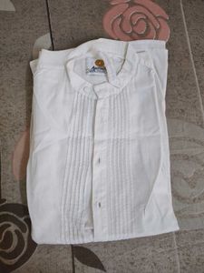 SALE!!ivory classic white tunic top