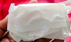 "La Organo Glutathione Haldi Chandan Skin Brightening &amp; Whitening Soap (100g) - Radiant Skin with Turmeric Glow 🌟🪶"