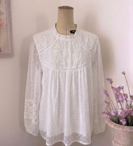 Elegant White Swan Top