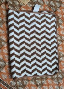 Soft fabric handtowels