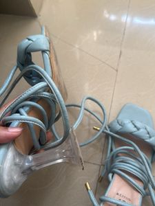 Stylish Lace-Up Flat Sandals
