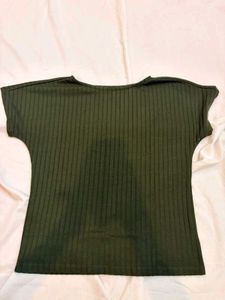 plain green Tshirt