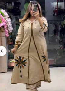 Elegant Beige Kurta Set with Floral Print