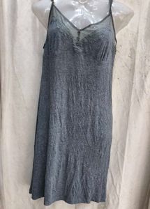 11V. Comfortable Grey Chemise with Lace Trim