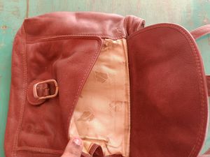 NEW PURE LEATHER HANDBAG