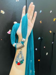 Teal Scarf with Pendant Necklace
