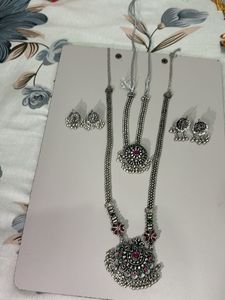 Oxidized Silver Necklace with Earrings