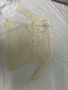 Chic White Knit Spegatti &amp; Shrug Combo