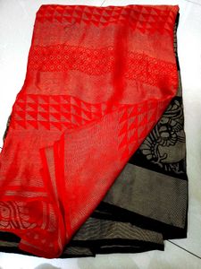 Red Saree with Geometric Print(offers accepted)