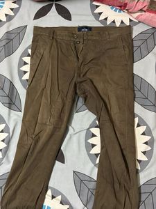 Highlander Khaki Pants - Size 32/32