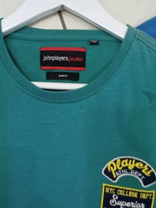 JOHN PLAYERS TSHIRT