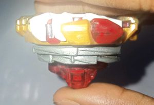 Red eye sprizen requiem beyblade burst evolution