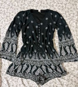 Chic Black Paisley Bohemian Print Romper