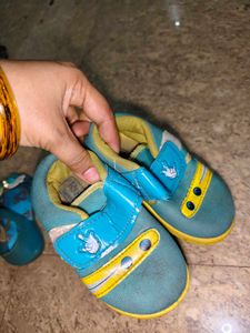 Combo Offer Of Boots Nd Shoes