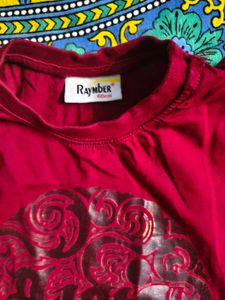 stylish marrow t shirt printed with the word தமிழ்