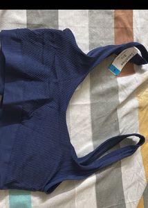 Comfortable Navy Seamless Sports Bra