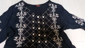 Beautiful Round Short Kurti 🖤
