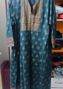 Teal &amp; Gold Printed Kurta with leggings