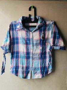 Cute Plaid Button-Up Shirt with Tie Sleeves