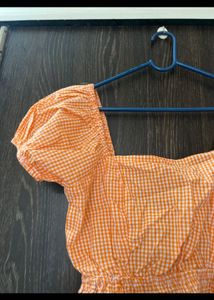 Cute Gingham Puff Sleeve Top