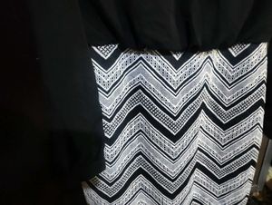 Chic Black &amp; White Chevron Dress