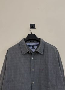 Tommy Hilfiger Men's Grey Plaid Shirt