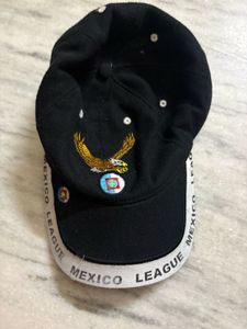 combo of 2 Caps black n white