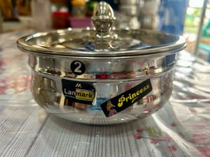 New Stainless Steel Serving/Storage Bowls (Setof2)