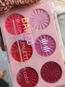 Baked Blusher Pallette