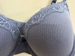 Comfortable Ribbed Bra with Lace Trim
