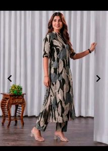 Stylish Floral Print Kurta Set