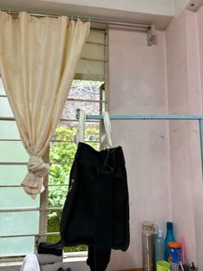 SARANG.H Black Canvas Tote Bag