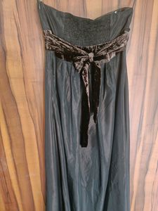 Imported Black Gown With Brown Shining