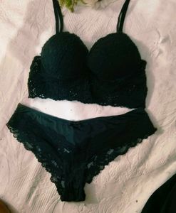Black Lace H&amp;m brallete with brief 👍