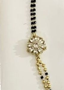 Elegant bracket Mangalsutra