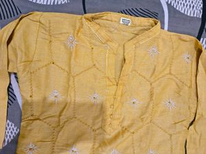 Elegant Yellow Embroidered Kurta