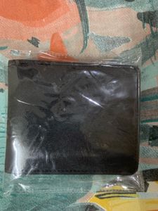 Classic Black Bi-Fold Wallet UNUSED