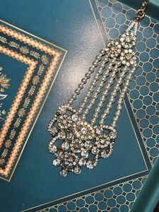 Stunning Pearl and Crystal Maang Tikka