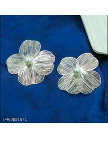 Floral Pearl Stud Earrings