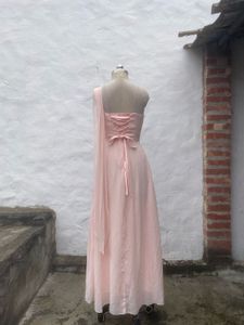 Elegant One-Shoulder Pink Gown