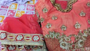 Wedding Gown. (No Coins)