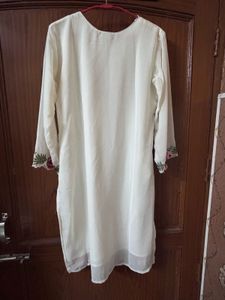 Embroidered White Kurta