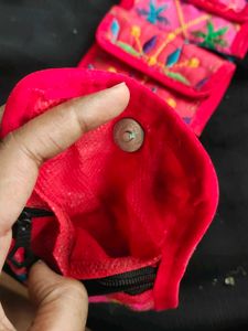 Embroidered Pouches Pp 50