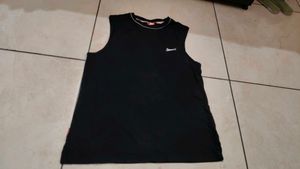 Men's Black Sleeveless T-Shirt