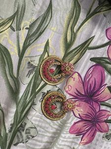 Exquisite Pink Stone Gold Tone Earrings