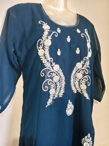 Elegant Blue Embroidered Kurta