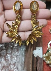 Beautiful Handcrafted Kundan Jhumka Earrings