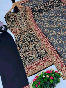 Elegant Embroidered Kurta Set