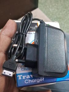 Travel Charger ( Vicon ,home ,office,travel )